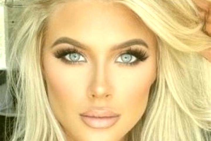 Penelope, 20, a platinum blonde hazel-eyed indian companion based in Lezoux. Offering Party Girl, Couples, OWO. Available for incall and outcall, overnight b...