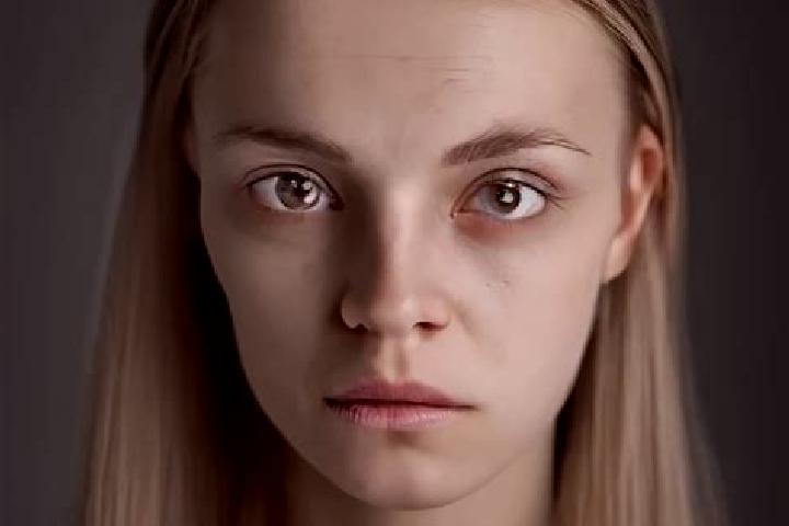 Penelope, 20, a red blue-eyed slavic companion based in Tinnanur. Offering A-Level, OWO, BDSM. Available for incall and outcall, day and evening dates.