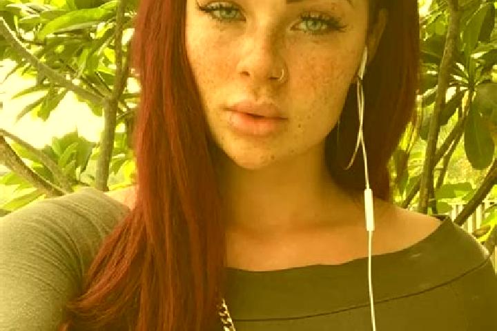 Penelope, 20, a red dark-eyed caribbean companion based in Refahiye. Offering Couples, GFE. Available for incall and outcall, day and evening dates.