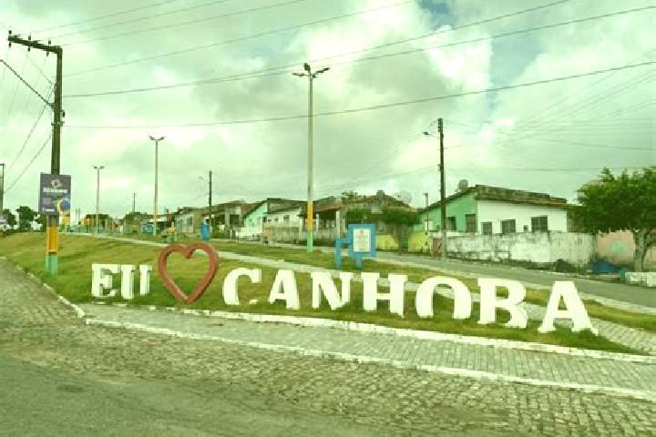 Penelope, 20 — Escort in Canhoba, Brazil