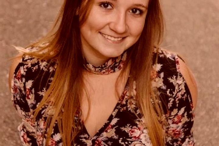 Penelope, 20 — Escort in Moultonborough, United States
