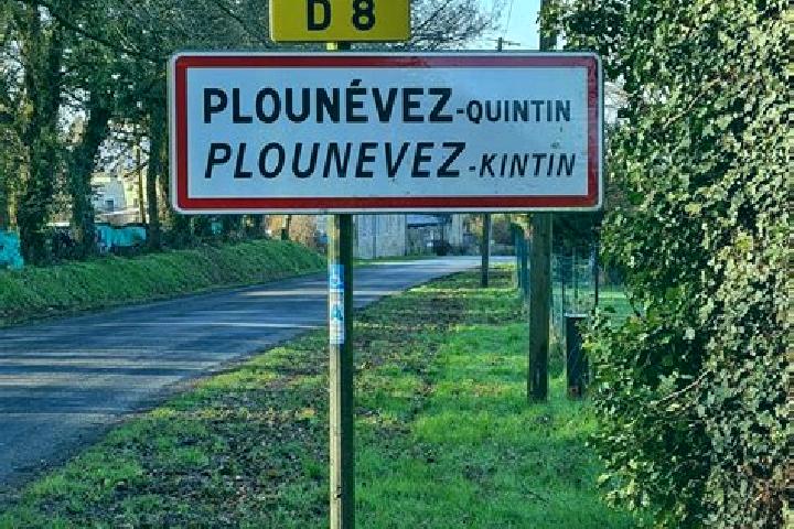 Penelope, 20 — Escort in Quintin, France