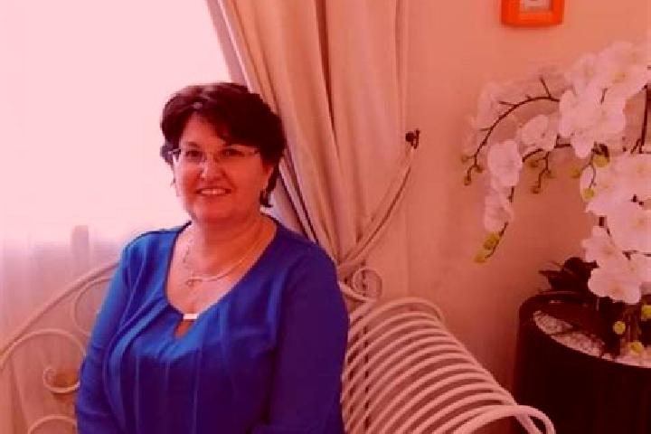Penelope, 20 — Escort in Sanpetru Mic, Romania