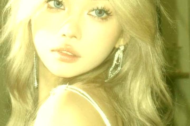 Penelope, 21, a blonde blue-eyed asian companion based in Queimada Nova. Offering Fetish, GFE, Striptease. Available for incall and outcall, day and evening ...