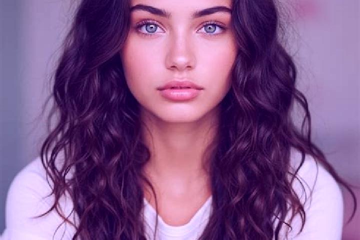 Penelope, 21, a brunette grey-eyed mediterranean companion based in Aguaray. Offering GFE, Erotic Massage, Overnight, Couples. Available for incall and outca...