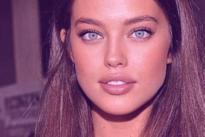 Penelope, 21, a chestnut grey-eyed european companion based in Rhisnes. Offering GFE, Deep French Kissing, Erotic Massage, Roleplay. Available for incall and...