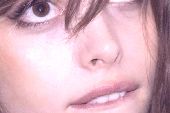 Penelope, 21, a red dark-eyed mixed companion based in Malamani. Offering OWO, Striptease. Available for incall and outcall, day and evening dates.