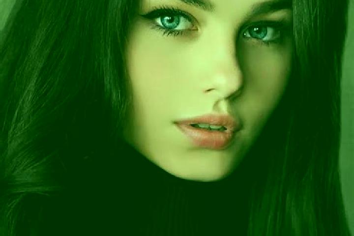 Penelope, 21, a red dark-eyed slavic companion based in Coaquentla. Offering 69, BDSM, Dinner Date. Available for incall and outcall, day and evening dates.