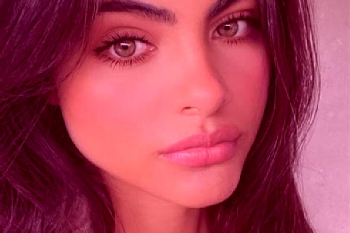 Penelope, 21, a red green-eyed indian companion based in Poputnaya. Offering Erotic Massage, Roleplay, Tantra. Available for incall and outcall, day and even...