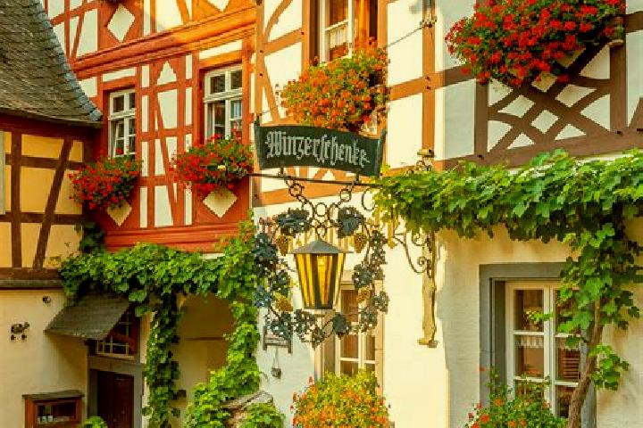 Penelope, 21 — Escort in Galmsbuell, Germany