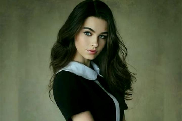 Penelope, 22, a black blue-eyed slavic companion based in Kachisi. Offering Fetish, Tantra, GFE. Available for incall and outcall, overnight bookings available.