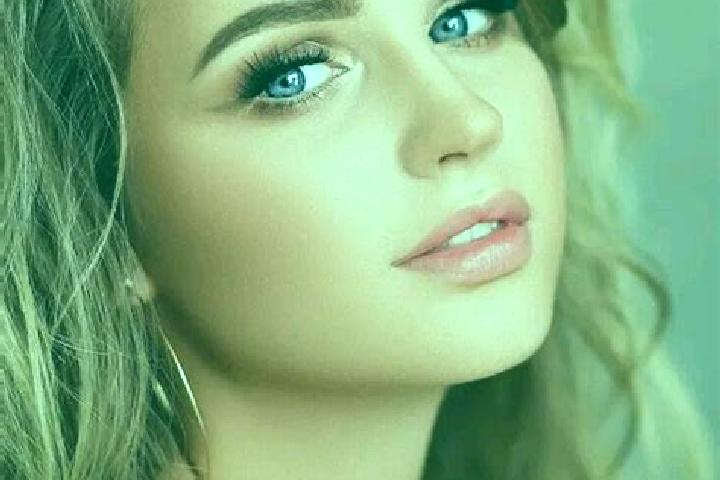 Penelope, 22, a dark blonde blue-eyed slavic companion based in La Merced de Buenos Aires. Offering Striptease, GFE, Overnight. Available for incall and outc...