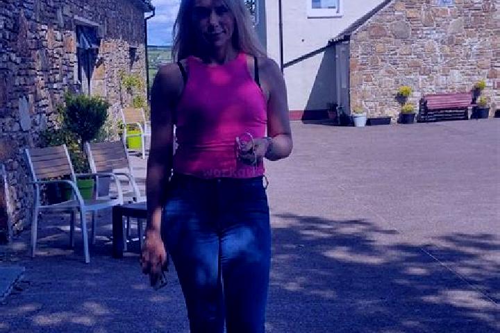 Penelope, 22 — Escort in Riverstick, Ireland