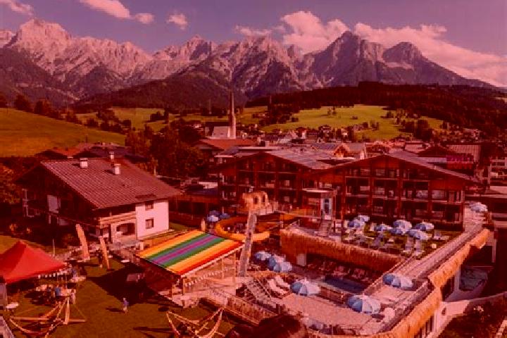 Penelope, 23 — Escort in Maria Alm am Steinernen Meer, Austria