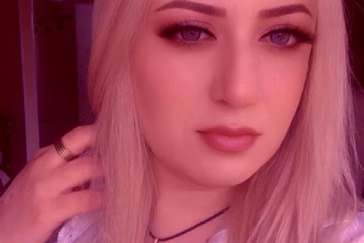 Penelope, 23 — Escort in Mets Parni, Armenia