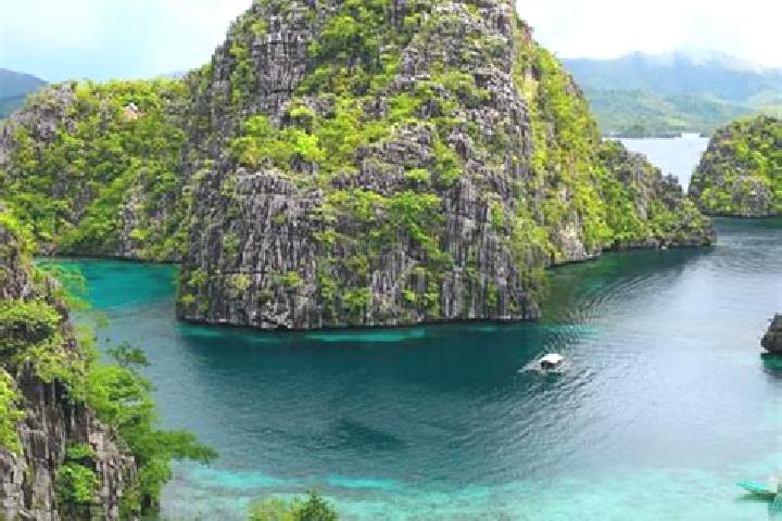 Penelope, 23 — Escort in Okiot, Philippines