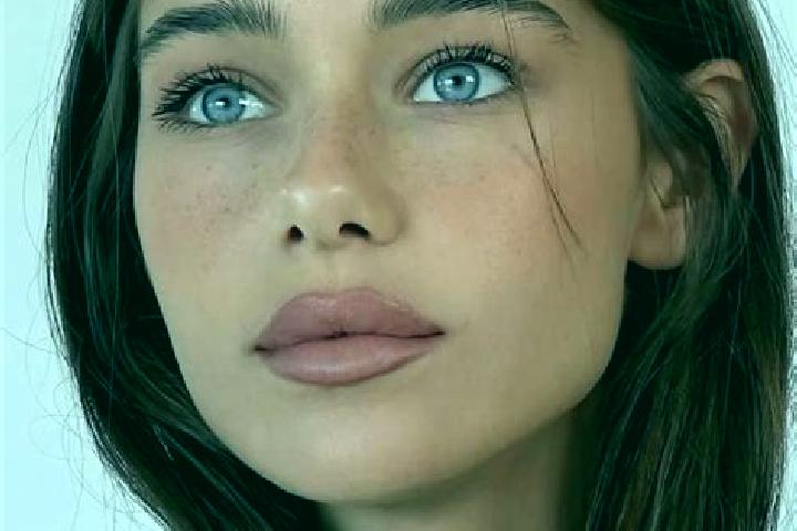 Penelope, 24, a brunette grey-eyed middle eastern companion based in Fahmah. Offering Duos, Massage, Girlfriend Experience, OWO, GFE. Available for incall an...