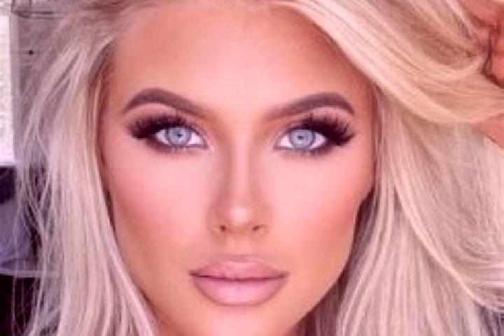 Penelope, 24, a platinum blonde grey-eyed slavic companion based in Tu Nghia. Offering Tantra, Couples, Prostate Massage. Available for incall and outcall, o...