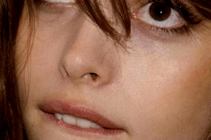Penelope, 24, a red dark-eyed mixed companion based in Parksville. Offering Fetish, OWO, Duos. Available for incall and outcall, day and evening dates.