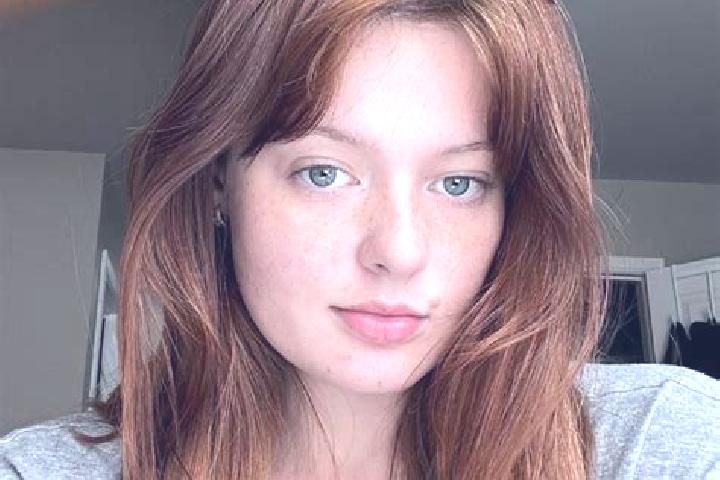 Penelope, 24, a red grey-eyed caucasian companion based in Cabixi. Offering 69, Domination, Massage. Available for incall and outcall, overnight bookings ava...