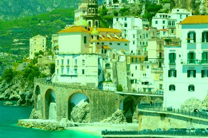 Penelope, 24 — Escort in Bova, Italy