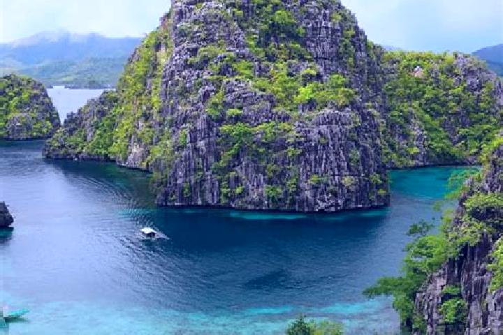 Penelope, 24 — Escort in Jamabalod, Philippines