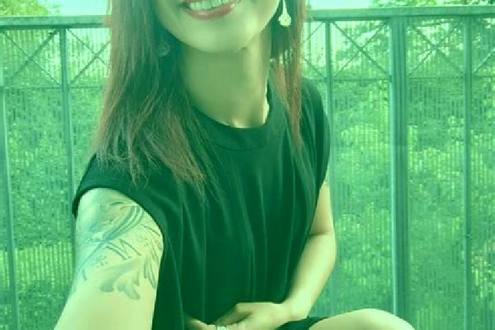 Penelope, 24 — Escort in Sevres, France