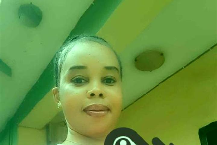Penelope, 24 — Escort in Utu Etim Ekpo, Nigeria