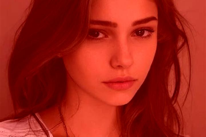 Penelope, 25, a chestnut blue-eyed slavic companion based in Zogouine. Offering Party Girl, OWO, BDSM, Tantra, Massage. Available for incall and outcall, day...