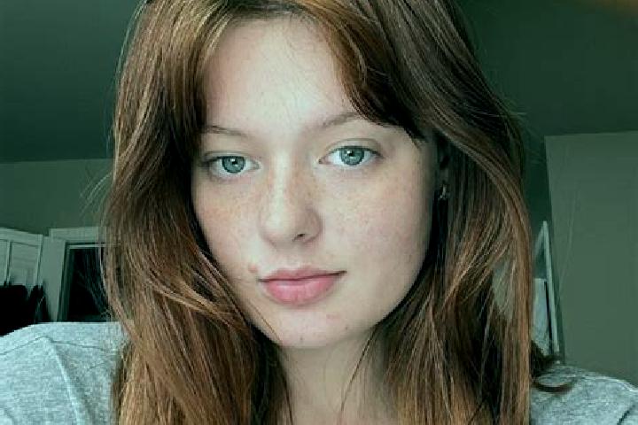 Penelope, 26, a auburn blue-eyed asian companion based in ADK (Complexe. Offering Erotic Massage, Girlfriend Experience, Couples, Travel Companion. Available...