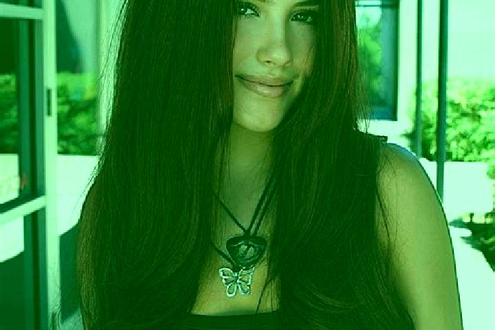 Penelope, 26, a auburn brown-eyed middle eastern companion based in Meipucun. Offering Roleplay, Prostate Massage, Couples. Available for incall and outcall,...