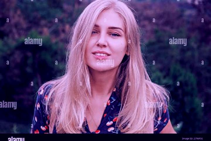Penelope, 26, a blonde blue-eyed middle eastern companion based in Shuangwang. Offering Roleplay, Prostate Massage, Deep French Kissing, Girlfriend Experienc...