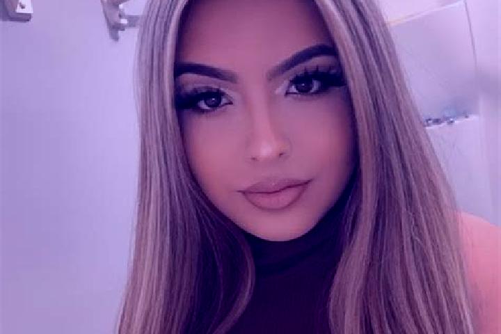 Penelope, 26, a blonde grey-eyed latina companion based in Czeremcha. Offering Massage, Overnight, Roleplay. Available for incall and outcall, day and evenin...
