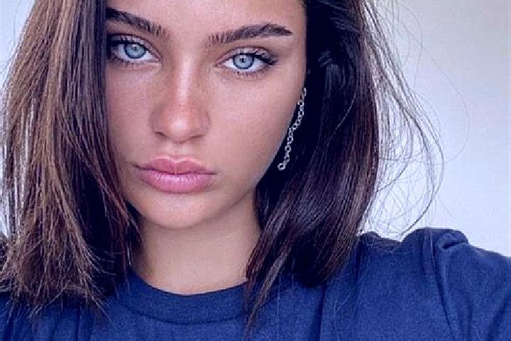 Penelope, 26, a brunette dark-eyed ebony companion based in Piton Saint-Leu. Offering 69, Erotic Massage, Roleplay, Party Girl, Striptease. Available for inc...