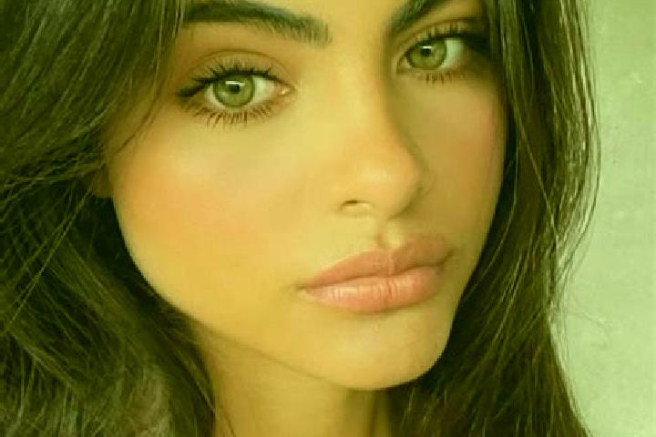 Penelope, 26, a brunette hazel-eyed middle eastern companion based in Ayla Patakata. Offering Overnight, Party Girl, Deep French Kissing. Available for incal...