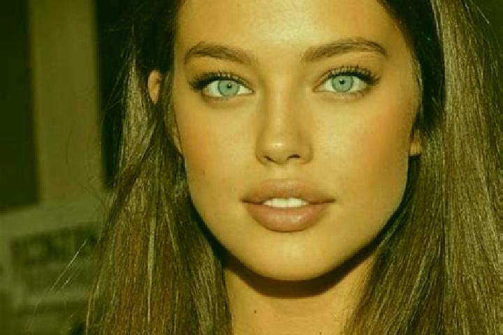 Penelope, 26, a chestnut green-eyed caucasian companion based in Uluborlu. Offering Erotic Massage, Dinner Date, Massage. Available for incall and outcall, d...