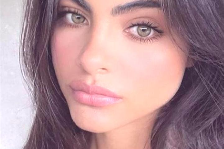 Penelope, 26, a dark blonde dark-eyed indian companion based in Cilgerran. Offering 69, Travel Companion, Striptease. Available for incall and outcall, overn...