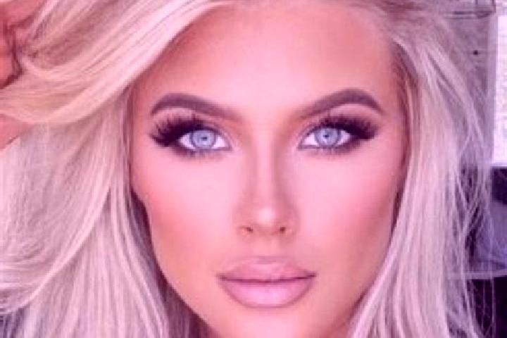 Penelope, 26, a platinum blonde hazel-eyed european companion based in Weldiya. Offering Roleplay, Tantra, CIM, Massage, A-Level. Available for incall and ou...