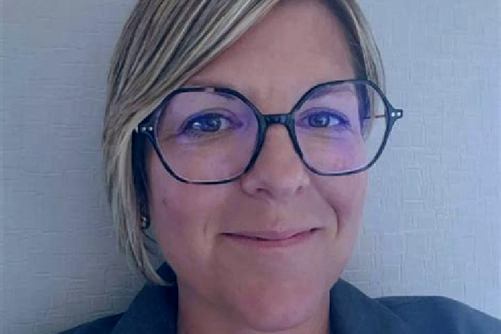 Penelope, 26 — Escort in Fontenay-les-Briis, France