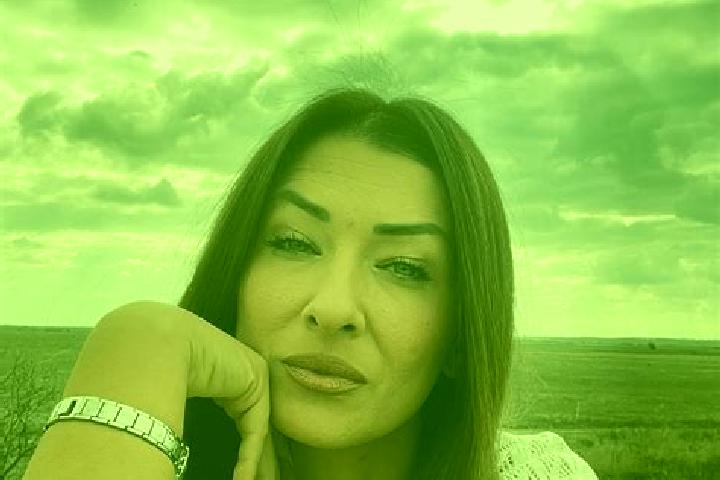 Penelope, 26 — Escort in Murani, Romania