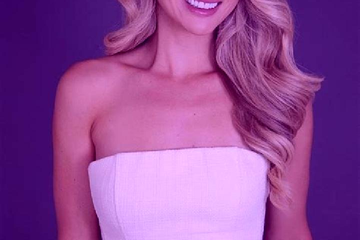 Penelope, 26 — Escort in Pearsall, Australia