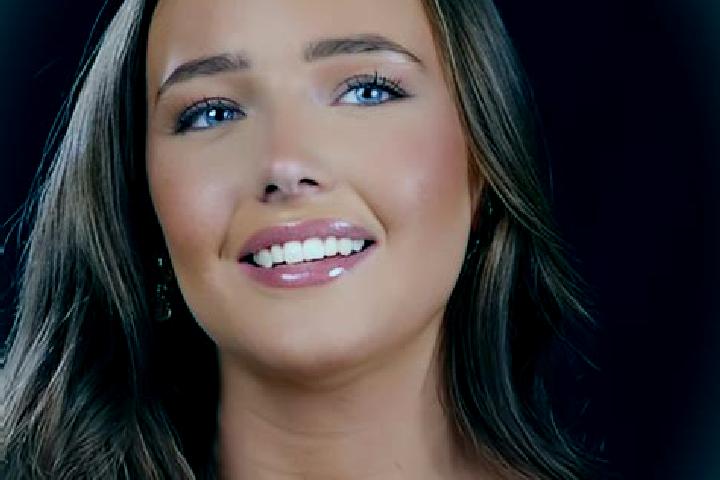 Penelope, 26 — Escort in Pen Lucy, United States