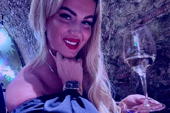 Penelope, 26 — Escort in Severka, Russia