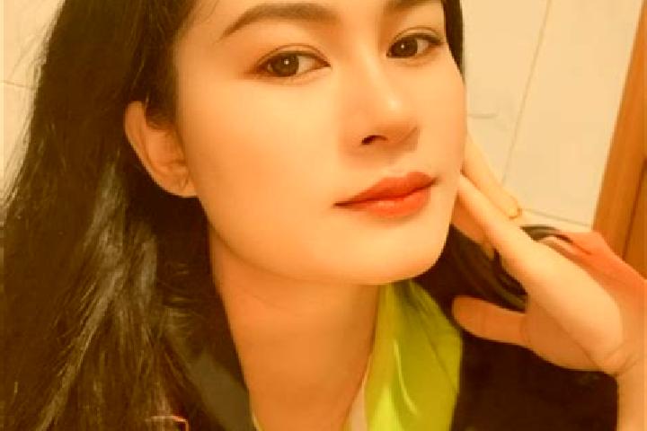 Penelope, 26 — Escort in Xa Binh Gia, Vietnam