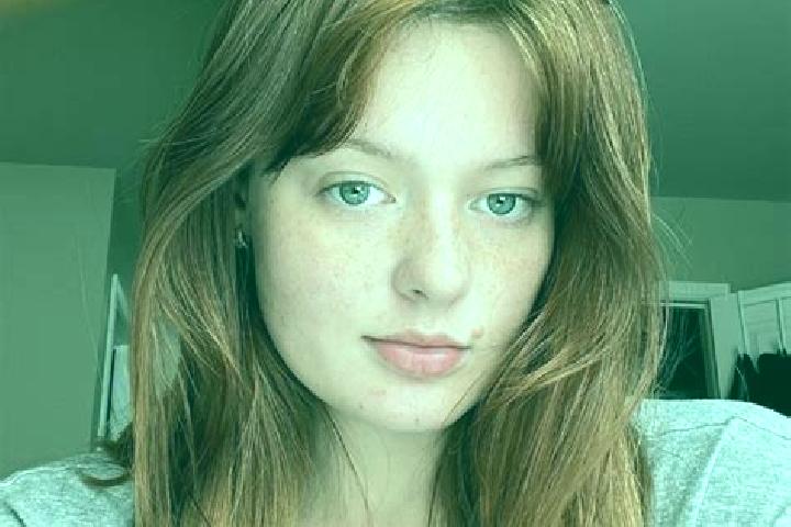 Penelope, 27, a auburn amber-eyed caribbean companion based in Sujitan. Offering A-Level, OWO, Deep French Kissing, GFE. Available for incall and outcall, da...