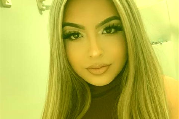 Penelope, 27, a blonde brown-eyed latina companion based in les Planes d Hostoles. Offering OWO, Erotic Massage, Roleplay. Available for incall and outcall, ...