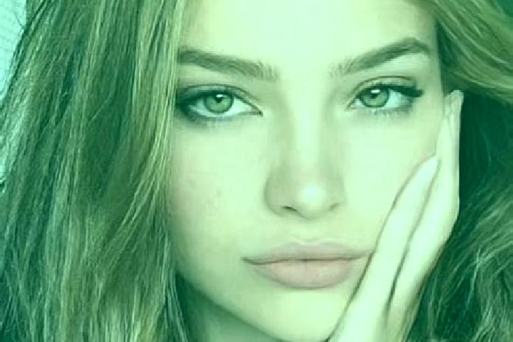 Penelope, 27, a blonde brown-eyed mixed companion based in Case Cocconi. Offering OWO, 69, Girlfriend Experience. Available for incall and outcall, day and e...