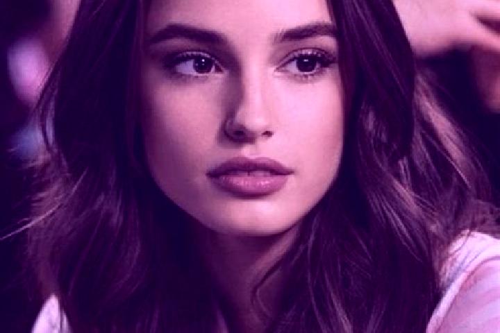 Penelope, 27, a brunette brown-eyed mediterranean companion based in Vanha-Mankkaa. Offering Deep French Kissing, Prostate Massage, OWO, Erotic Massage. Avai...