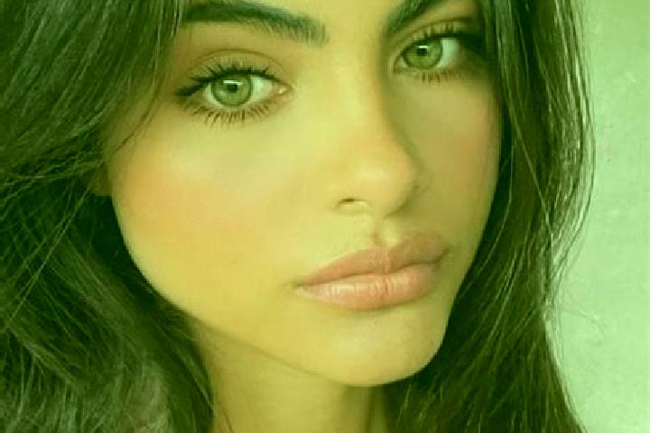 Penelope, 27, a dark blonde hazel-eyed middle eastern companion based in Milowka. Offering Massage, Travel Companion, BDSM. Available for incall and outcall,...