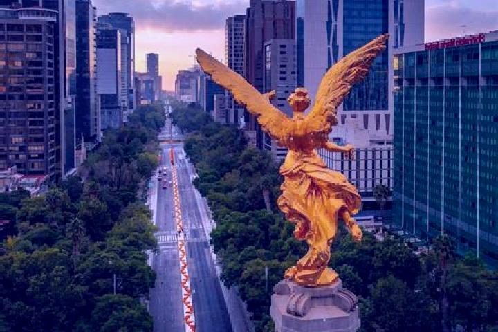 Penelope, 27 — Escort in Azogueros, Mexico
